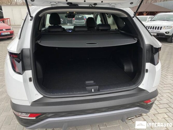 Hyundai Tucson 48 interauto-car