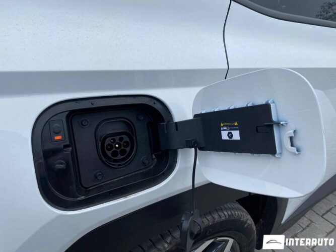 Hyundai Tucson 34 interauto-car