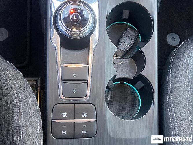 Ford Focus 48 interauto-car