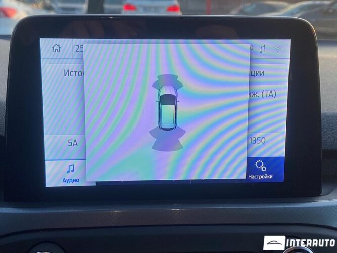 Ford Focus 47 interauto-car