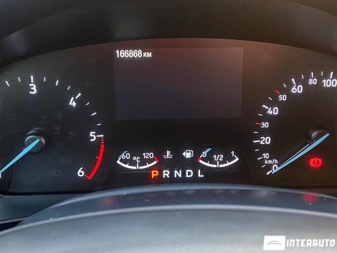 Ford Focus 46 interauto-car