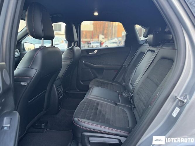 Ford Kuga 56 interauto-car