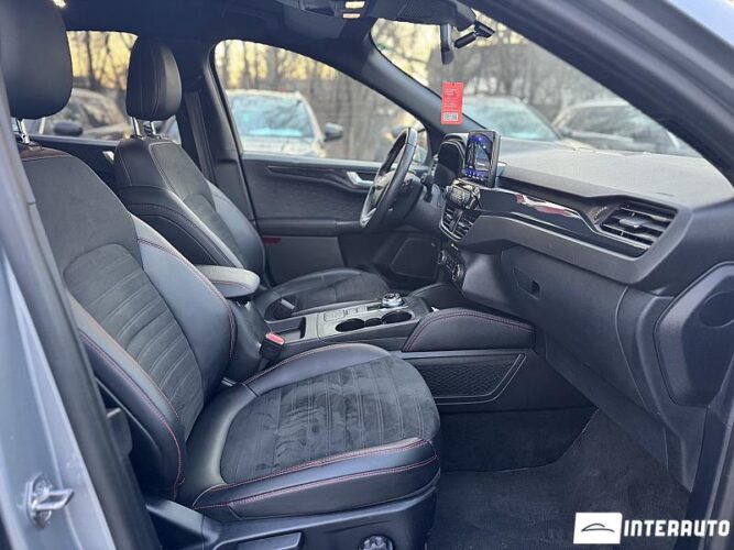 Ford Kuga 58 interauto-car