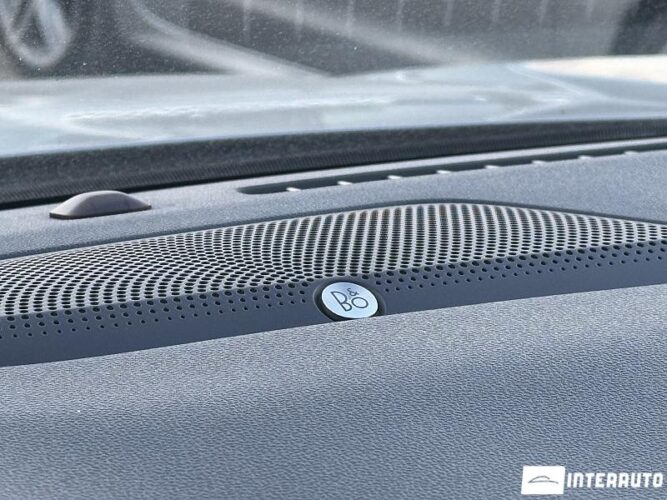 Ford Kuga 50 interauto-car