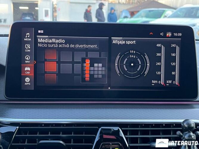 BMW 530e 42 interauto-car