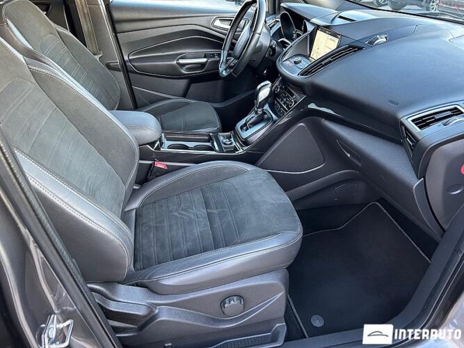 Ford Kuga 47 interauto-car