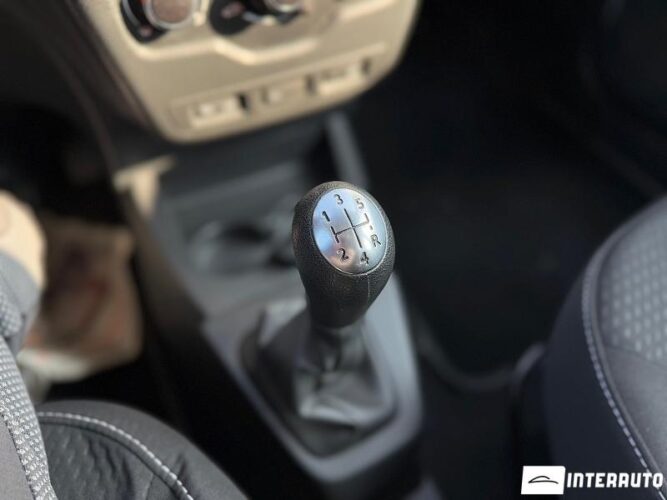 Dacia Lodgy 42 interauto-car