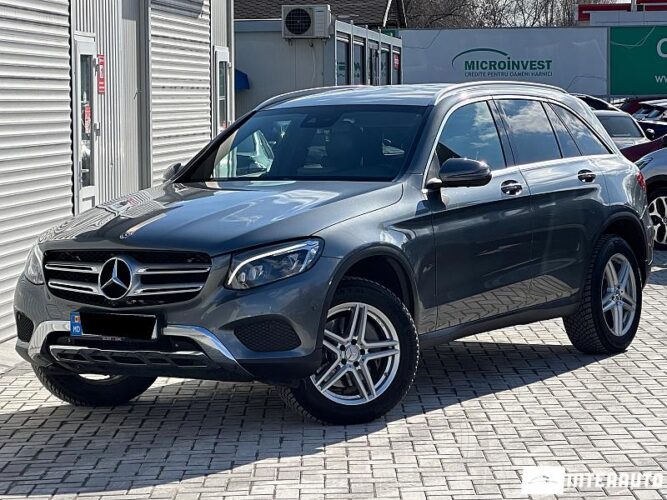 Mercedes GLC 250d 34 interauto-car