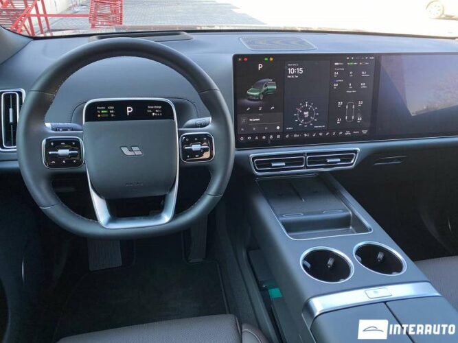 LiXiang L9 42 interauto-car