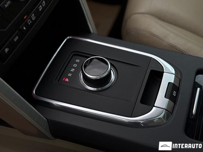 Land Rover Discovery Sport 66 interauto-car