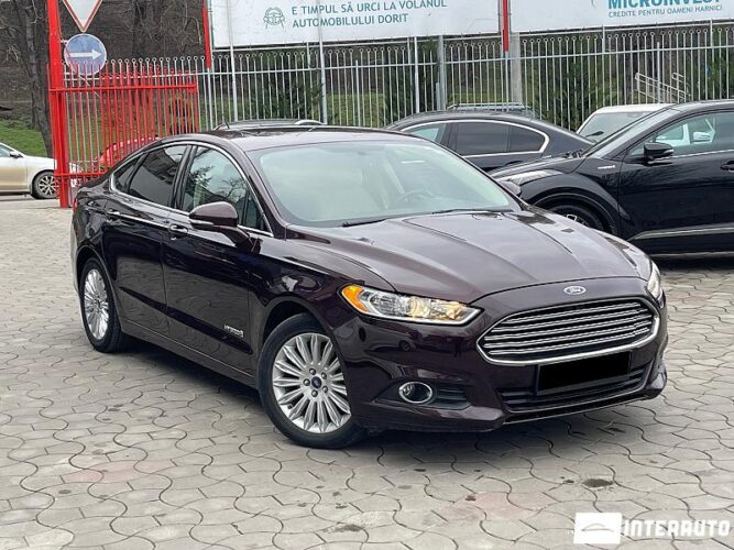 Ford Fusion 34 interauto-car
