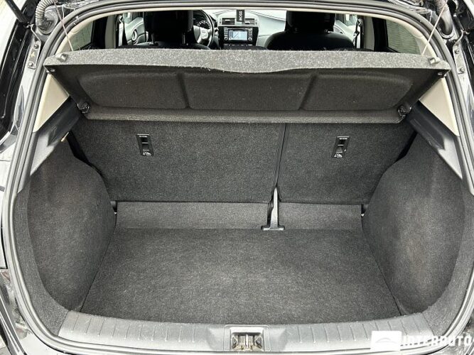 Nissan Pulsar 51 interauto-car