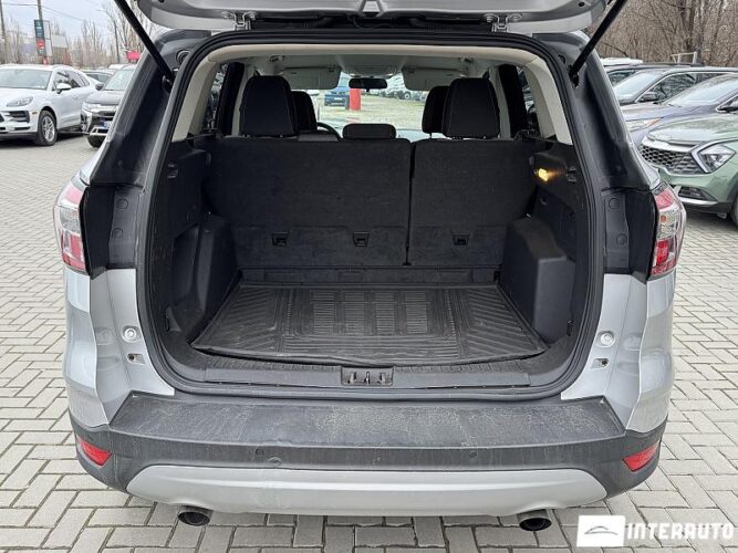 Ford Escape 36 interauto-car