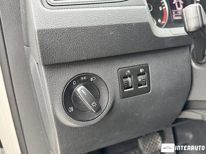 Volkswagen Caddy Maxi 48 interauto-car