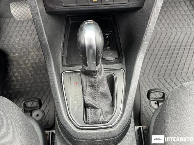 Volkswagen Caddy Maxi 42 interauto-car