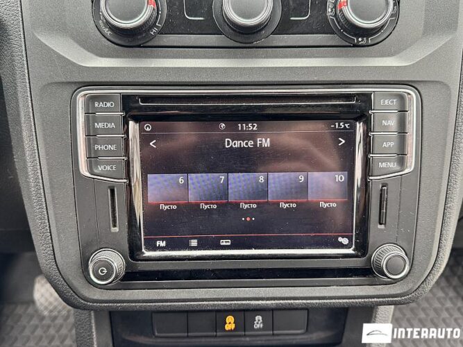 Volkswagen Caddy Maxi 40 interauto-car