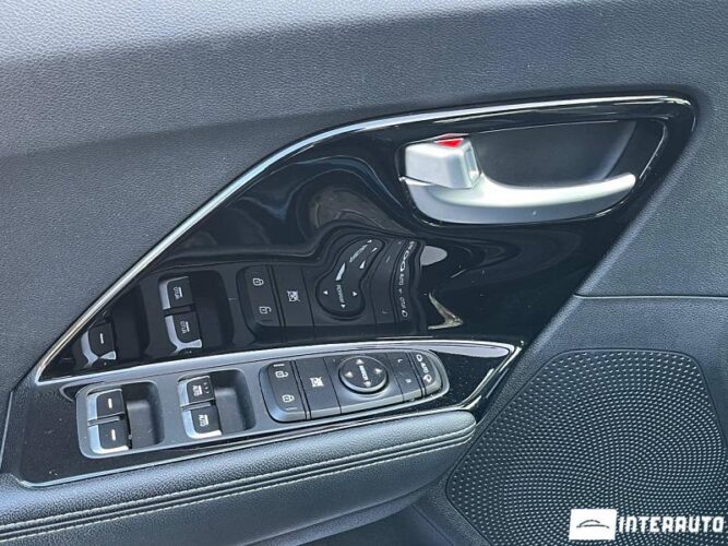 Kia Niro 30 interauto-car