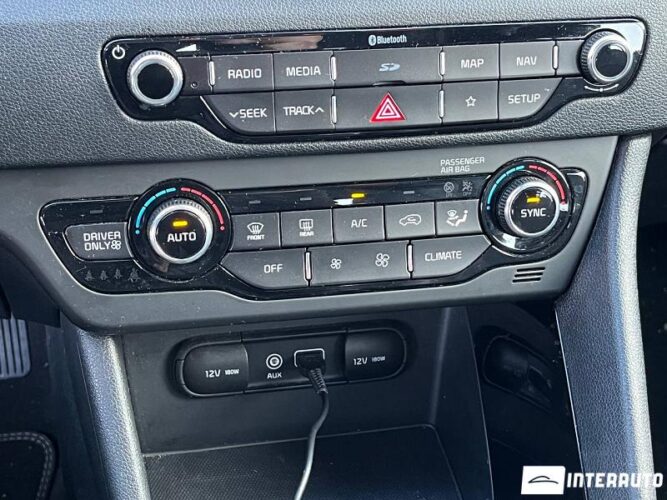 Kia Niro 37 interauto-car