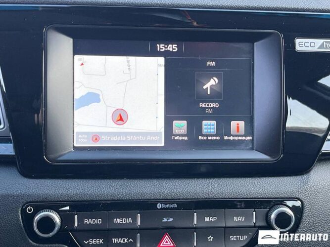 Kia Niro 35 interauto-car