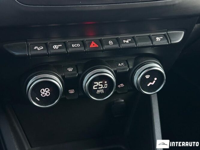 Dacia Duster 42 interauto-car