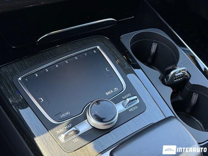 Audi Q7 53 interauto-car