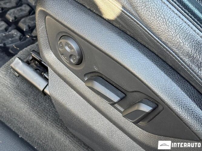 Audi Q7 68 interauto-car