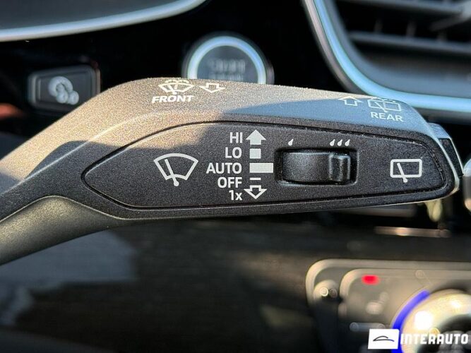 Audi Q7 59 interauto-car