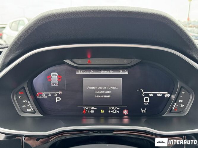 Audi Q3 43 interauto-car