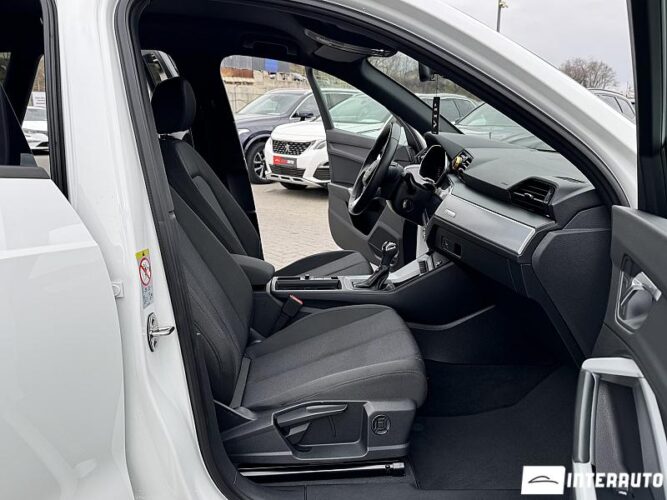 Audi Q3 49 interauto-car