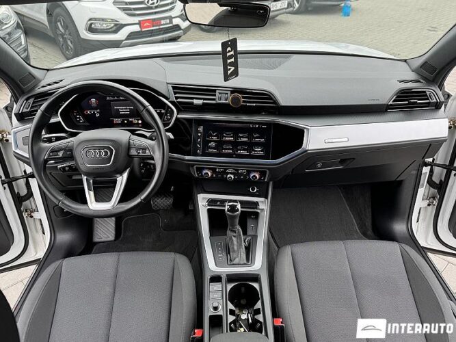 Audi Q3 41 interauto-car