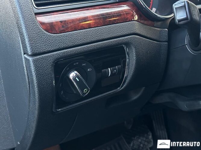 Skoda Superb 34 interauto-car