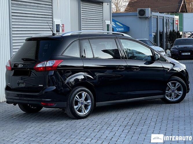 Ford Grand C-MAX 33 interauto-car