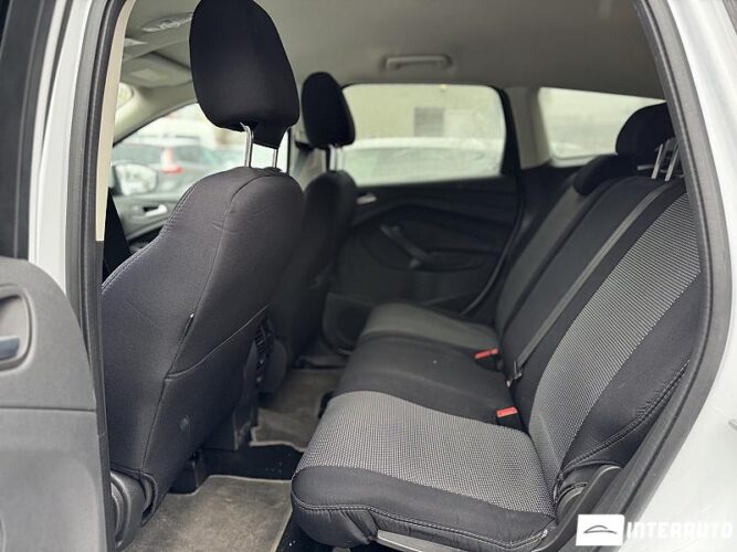 Ford Kuga 40 interauto-car