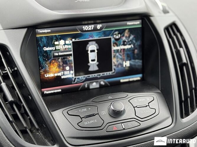 Ford Kuga 37 interauto-car