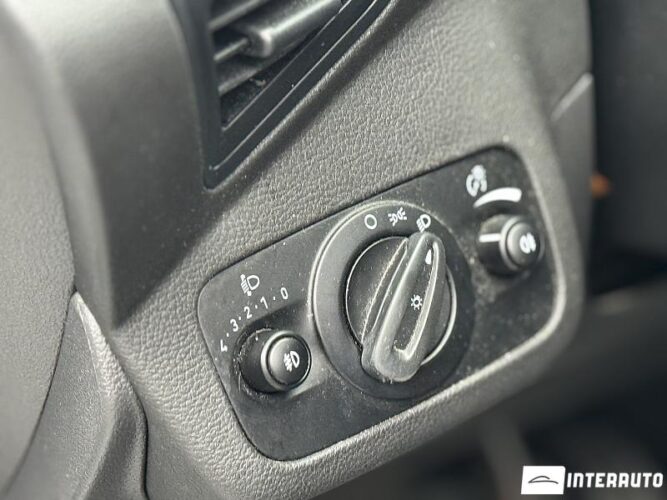 Ford Kuga 35 interauto-car