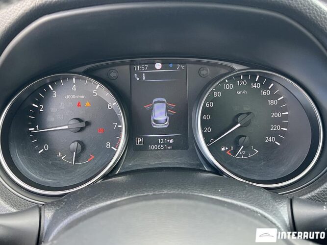 Nissan Qashqai 43 interauto-car