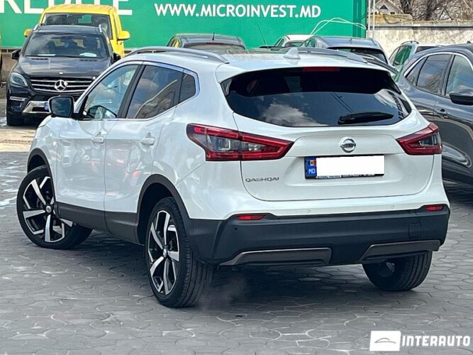 Nissan Qashqai 36 interauto-car