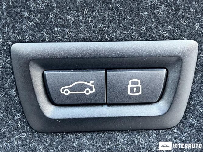 BMW M3 CS 62 interauto-car