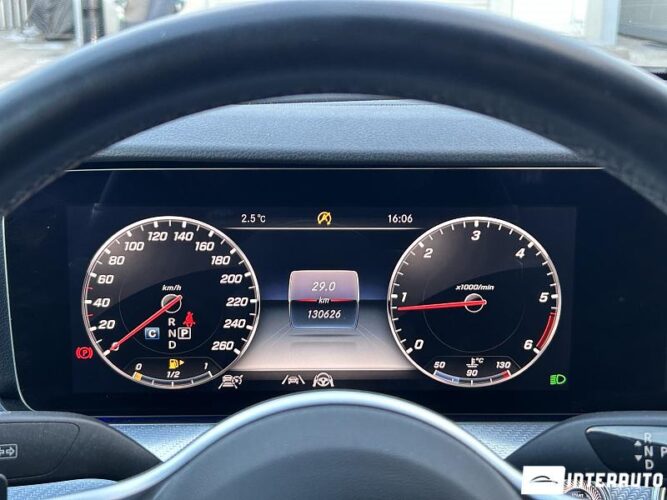 Mercedes E 200 45 interauto-car