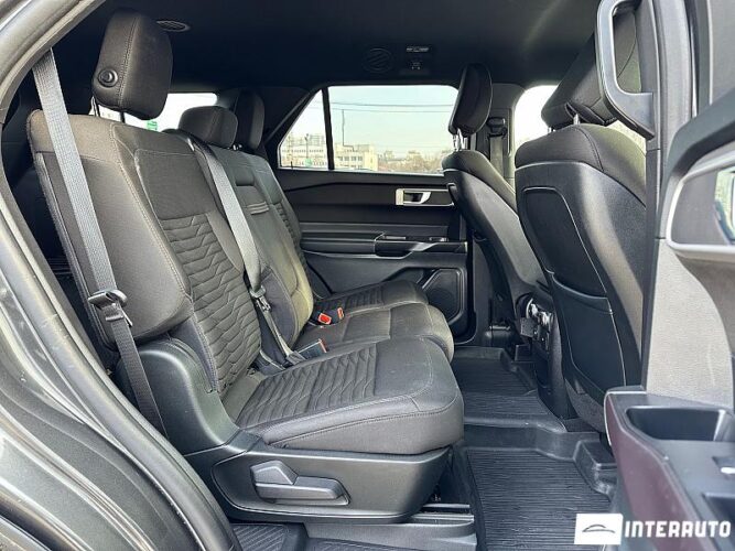 Ford Explorer 49 interauto-car