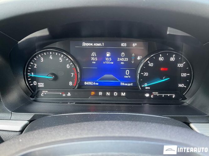 Ford Explorer 43 interauto-car