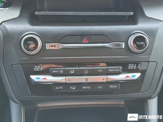 Ford Explorer 45 interauto-car