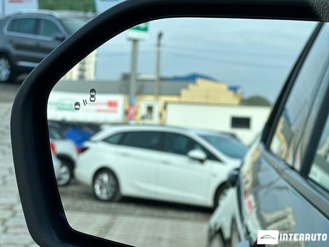 Ford Explorer 37 interauto-car