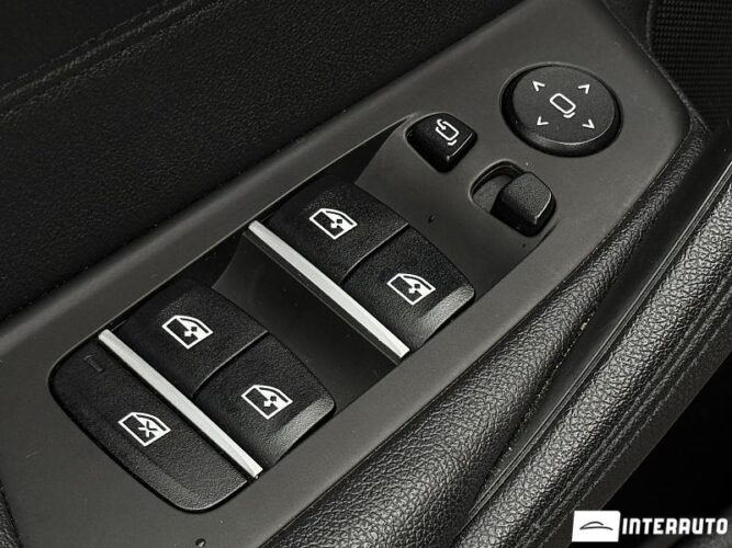 BMW 530 53 interauto-car