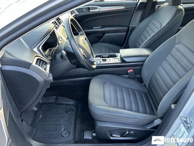 Ford Fusion 35 interauto-car