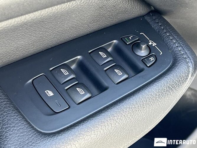 Volvo XC 60 48 interauto-car