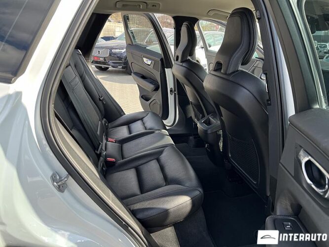 Volvo XC 60 43 interauto-car