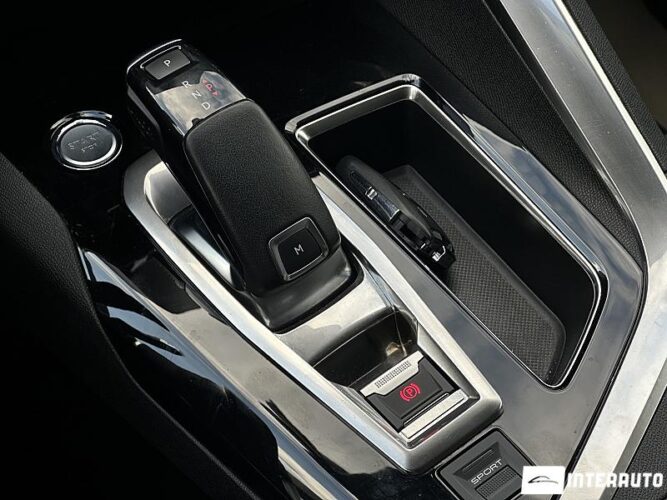 Peugeot 3008 45 interauto-car