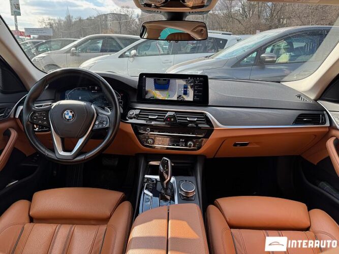 BMW 530e 40 interauto-car