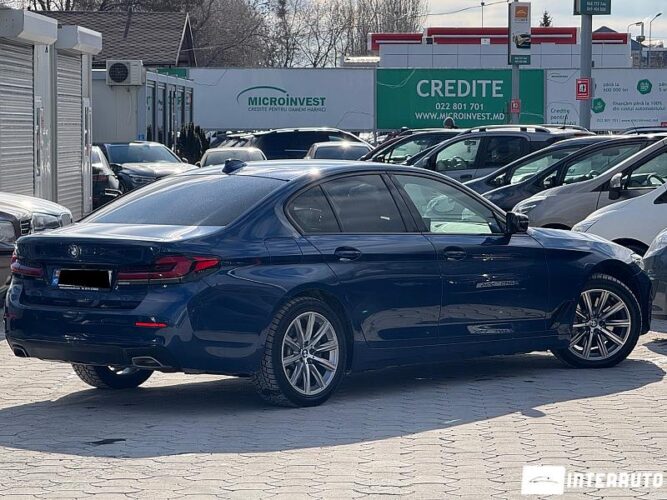 BMW 530e 38 interauto-car